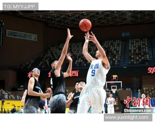 西安篮球队在邀请赛中以81分稳居积分榜首位，表现引人瞩目
