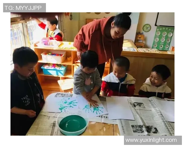 水粉画风格的足球比赛瞬间捕捉展现激情与活力的精彩瞬间 水粉画风格的足球比赛瞬间捕捉展现激情与活力的精彩瞬间